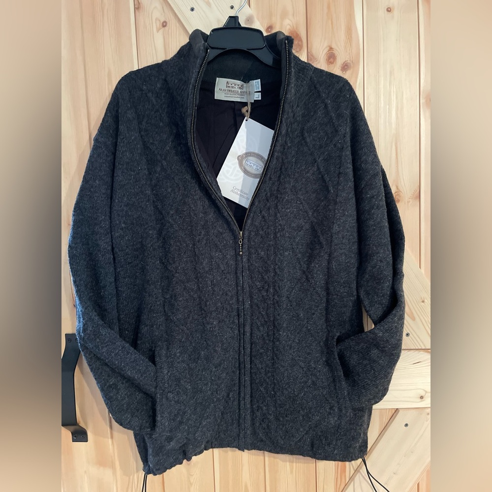 NWT Authentic Mens Wool Aran Full Zippered Windproof Fleece-lined Jacked
